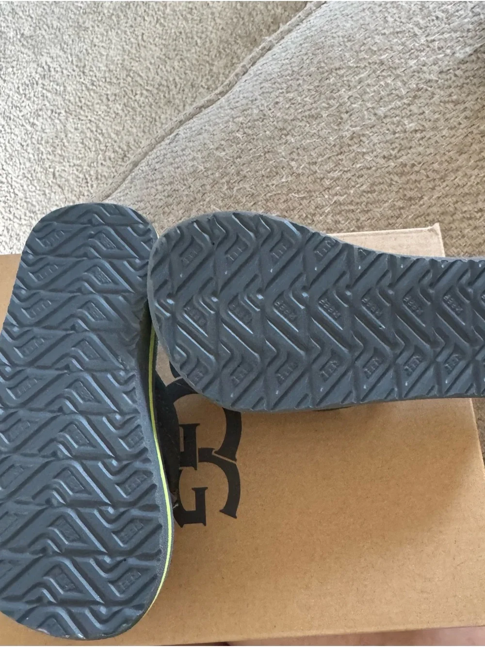 Reef Kids Dark Gray & Lime Dinosaur Flip Sandals